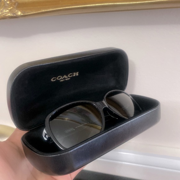 Coach sunglasses with case - Picture 3 of 10